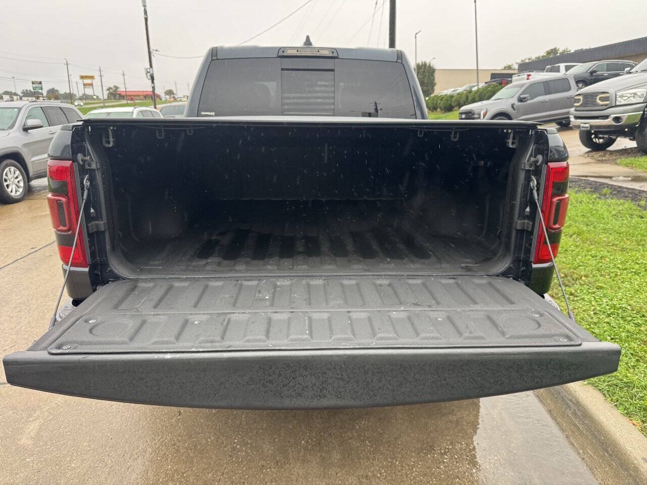 Used 2019 RAM 1500 Big Horn AWD/4WD image 10