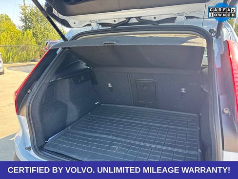 Certified 2024 Volvo XC40 B5 Ultimate w/ Protection Package Premier AWD/4WD image 9
