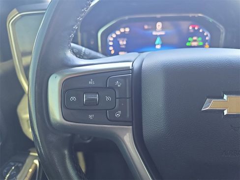 Used 2024 Chevrolet Silverado 2500 LT w/ Convenience Package image 15