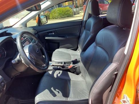 Used 2014 Subaru Crosstrek 2.0i Limited AWD/4WD image 9