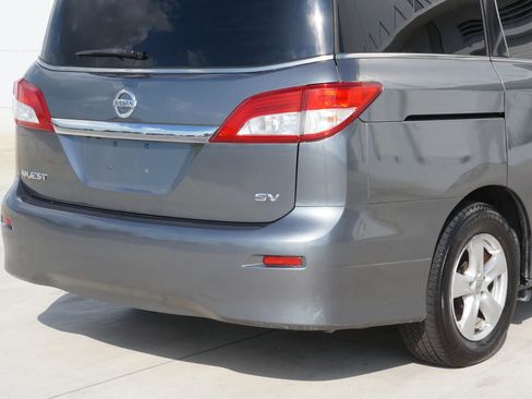 Used 2016 Nissan Quest SV image 18