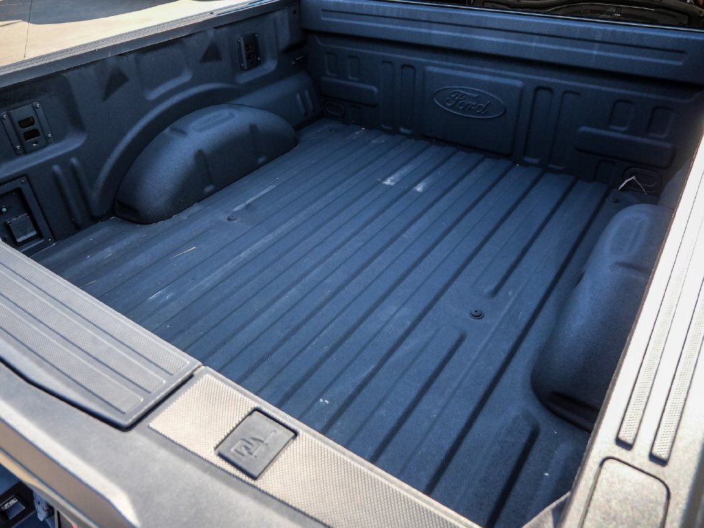Used 2025 Ford F150 Raptor AWD/4WD image 14