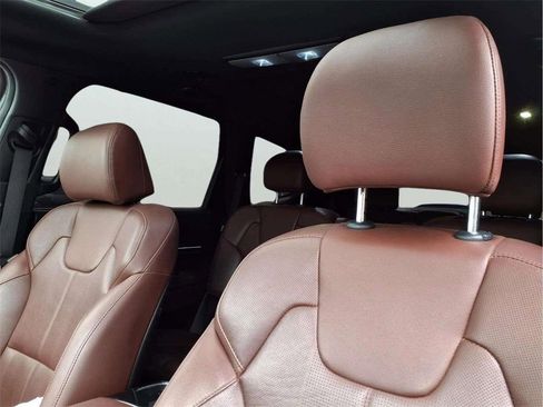 Used 2023 Kia Telluride SX image 18