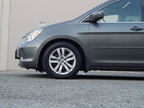 Used 2007 Honda Odyssey Touring image 7