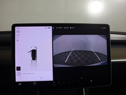 Used 2021 Tesla Model Y Long Range image 58