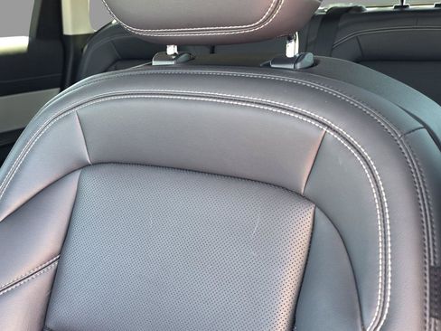 Used 2024 Lincoln Nautilus Premier AWD/4WD image 24