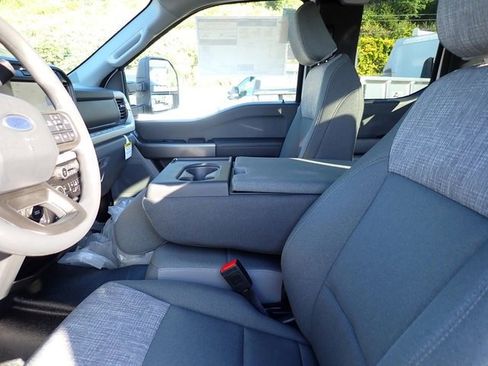 New 2026 Ford F350 XLT w/ FX4 Off-Road Package image 13