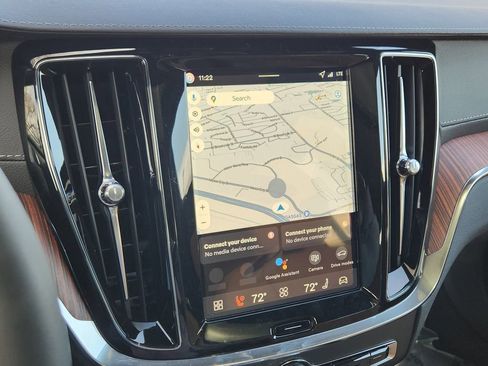 New 2026 Volvo V60 B5 Cross Country Ultra w/ Protection Package Premier image 7