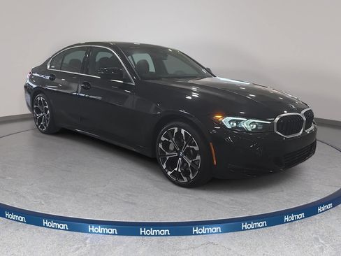 Used 2026 BMW 330i Sedan w/ Convenience Package RWD image 4