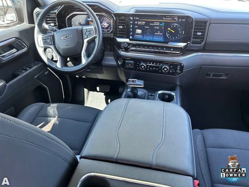 Used 2024 Chevrolet Silverado 1500 LT Trail Boss w/ Convenience Package II AWD/4WD image 14