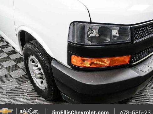 Certified 2025 Chevrolet Express 2500 w/ Driver Convenience Package RWD image 27