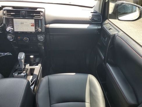 Used 2023 Toyota 4Runner TRD Off-Road Premium w/ Moonroof Package AWD/4WD image 18
