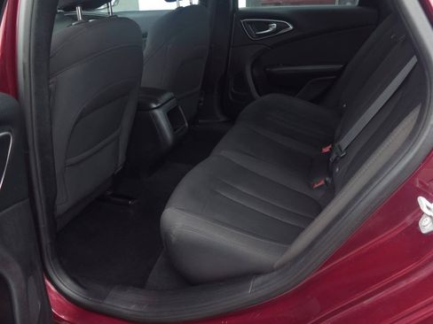 Used 2015 Chrysler 200 Limited w/ Convenience Group FWD image 12