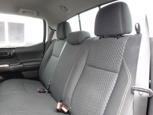 Certified 2023 Toyota Tacoma 4x4 Double Cab image 31