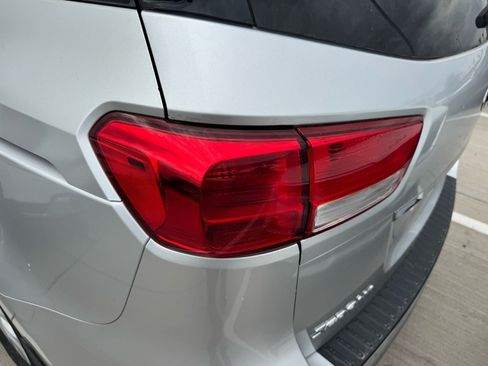 Used 2015 Kia Sedona EX FWD image 7