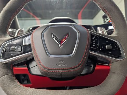 Used 2023 Chevrolet Corvette Stingray Premium Conv w/ Z51 Performance Package RWD image 22