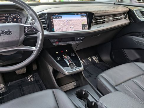 Used 2023 Audi Q4 e-tron Premium Plus w/ Premium Plus image 8