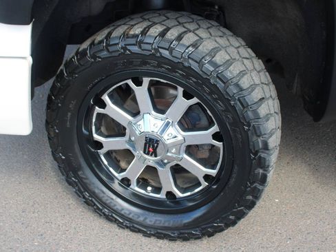 Used 2014 Chevrolet Silverado 1500 High Country w/ High Country Premium Package AWD/4WD image 17