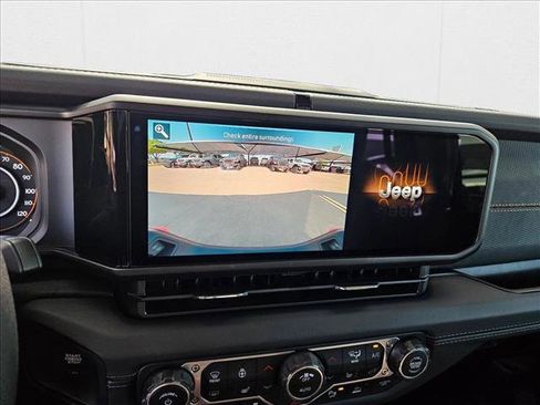 New 2025 Jeep Gladiator Mojave w/ Safety Group image 18