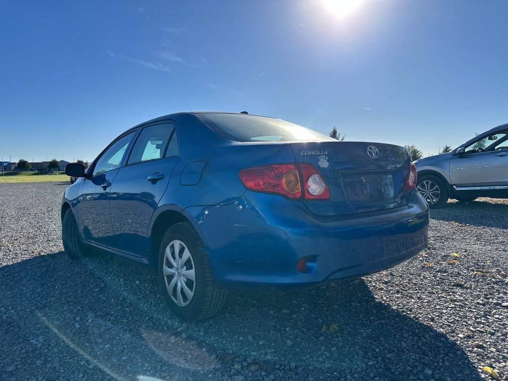 Used 2010 Toyota Corolla LE w/ All Weather Guard Pkg FWD image 7