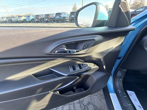 New 2026 Chevrolet Trax LT w/ Driver Confidence Package FWD image 48