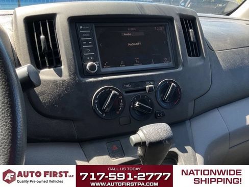 Used 2020 Nissan NV200 S FWD image 18