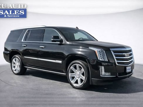 Used 2019 Cadillac Escalade ESV Platinum image 1