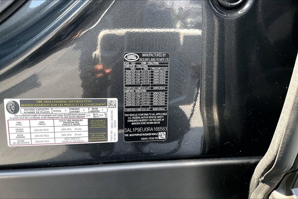 Used 2024 Land Rover Range Rover Sport SE AWD/4WD image 19