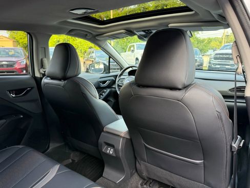 Used 2024 Subaru Crosstrek 2.5i Limited w/ Crosstrek Mirror Package image 27