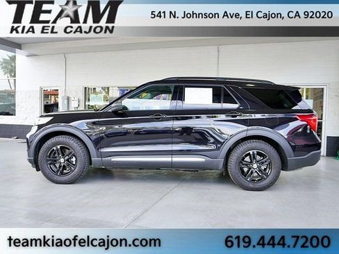 Used 2023 Ford Explorer XLT w/ Equipment Group 202A image 6