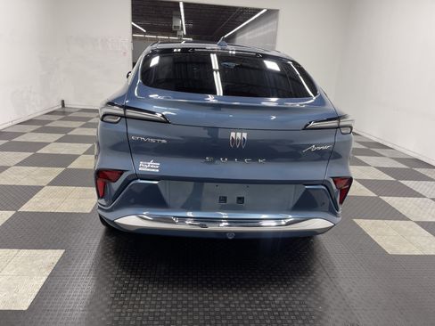 Used 2024 Buick Envista Avenir image 3