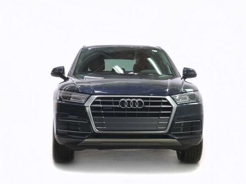 Used 2019 Audi Q5 2.0T Premium w/ Convenience Package AWD/4WD image 3