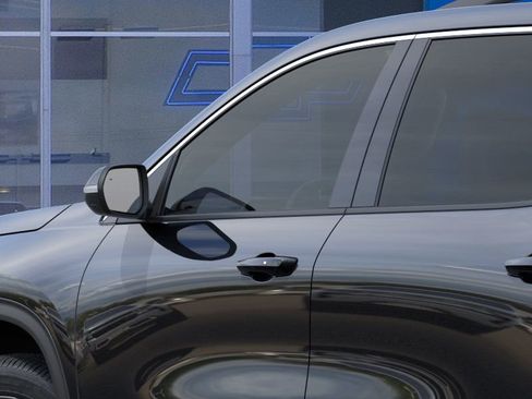 New 2026 Chevrolet Traverse LT image 14