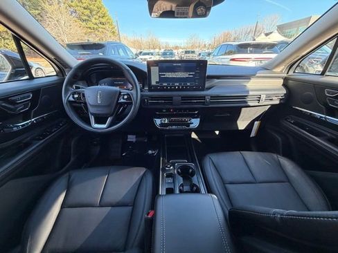 New 2026 Lincoln Corsair Reserve image 11