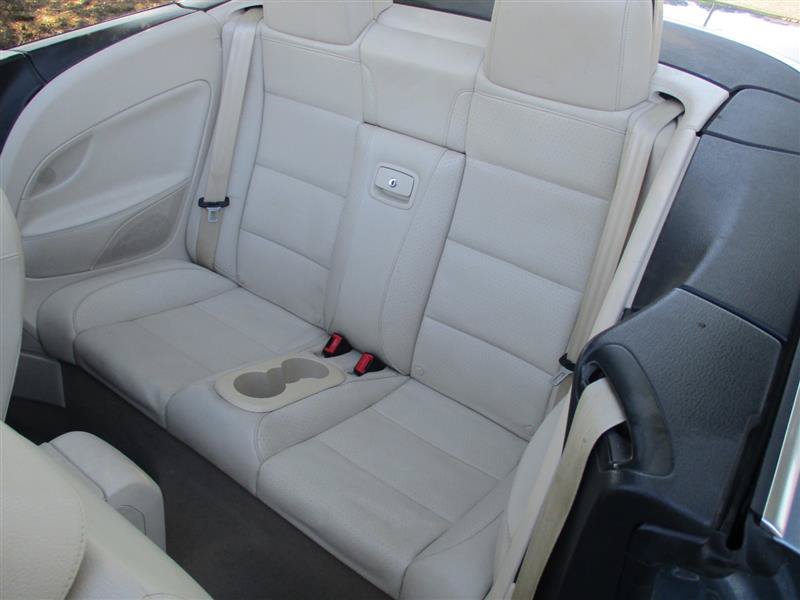 Used 2013 Volkswagen Eos Komfort FWD image 13