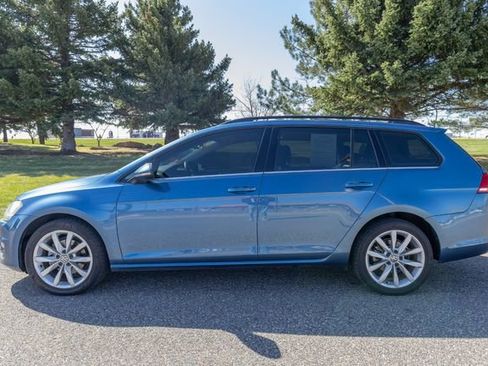 Used 2015 Volkswagen Golf SE w/ Lighting Package FWD image 9
