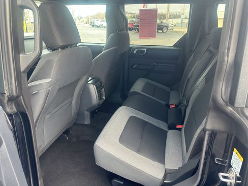 Used 2025 Ford Bronco Big Bend image 13