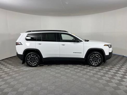 Used 2026 Jeep Cherokee Limited AWD/4WD image 8