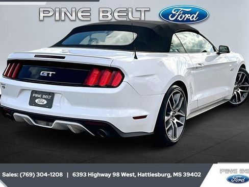 Used 2016 Ford Mustang GT Premium image 11