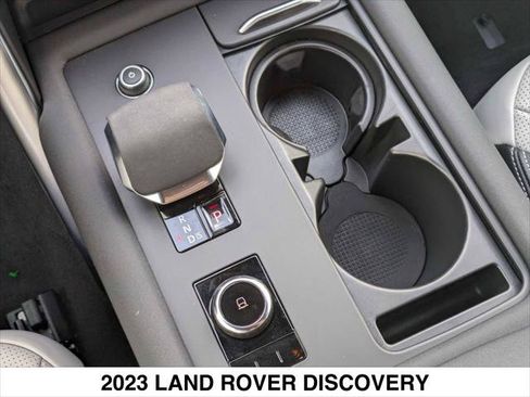 Used 2023 Land Rover Discovery HSE R-Dynamic AWD/4WD image 23