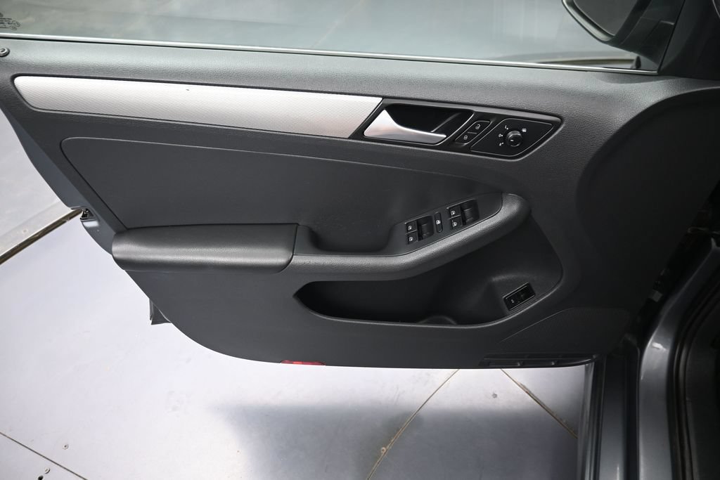 Used 2017 Volkswagen Jetta S FWD image 21