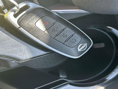 Certified 2023 Nissan Rogue SV AWD/4WD image 34