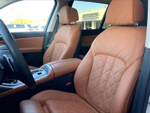 Certified 2023 BMW X7 xDrive40i w/ Premium Package image 7