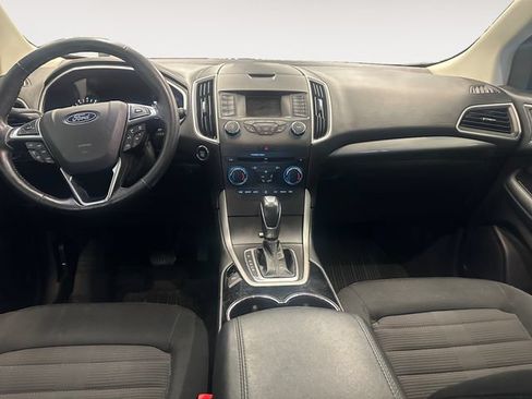Used 2018 Ford Edge SEL w/ Cargo Accessory Package AWD/4WD image 10