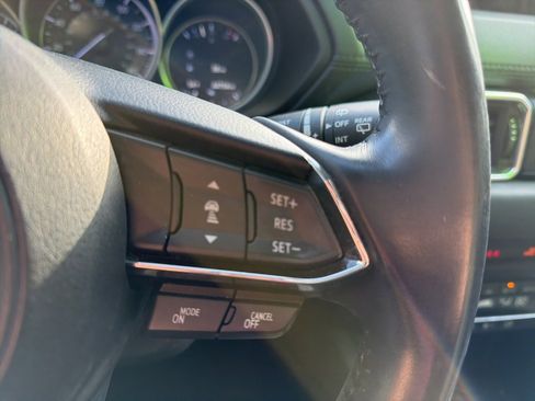 Used 2019 MAZDA CX-5 Touring image 12