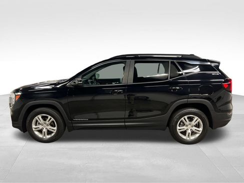 Certified 2023 GMC Terrain SLE w/ Driver Convenience Package AWD/4WD image 6