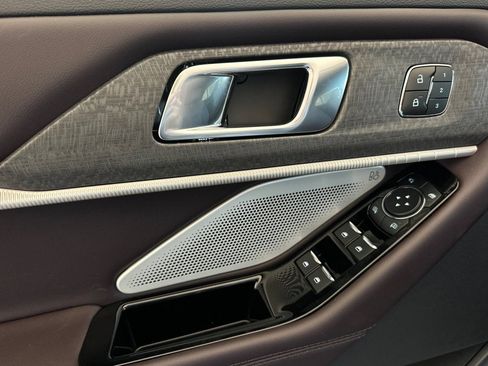 New 2026 Ford Explorer Platinum RWD image 10