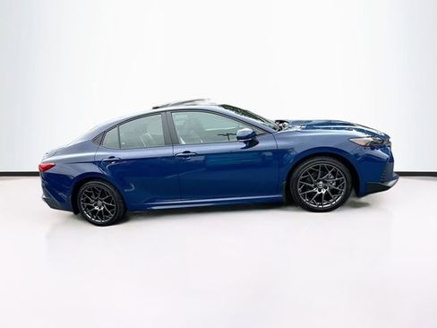 Used 2025 Toyota Camry SE w/ Convenience Package AWD/4WD image 12