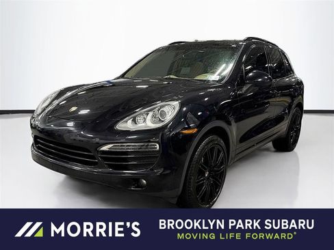 Used 2014 Porsche Cayenne Platinum Edition image 1