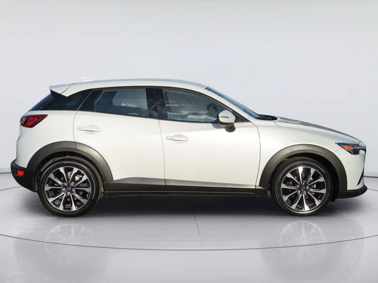 Used 2019 MAZDA CX-3 Touring FWD image 5